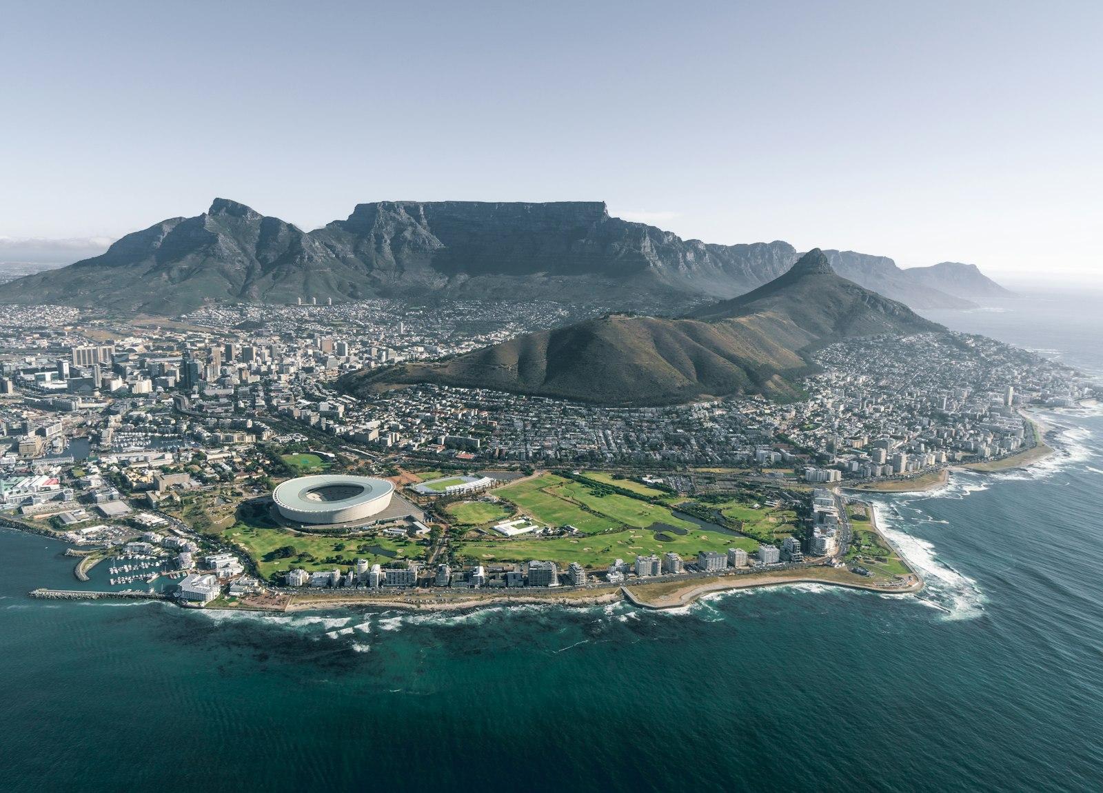 Cape Town below Table Mountain